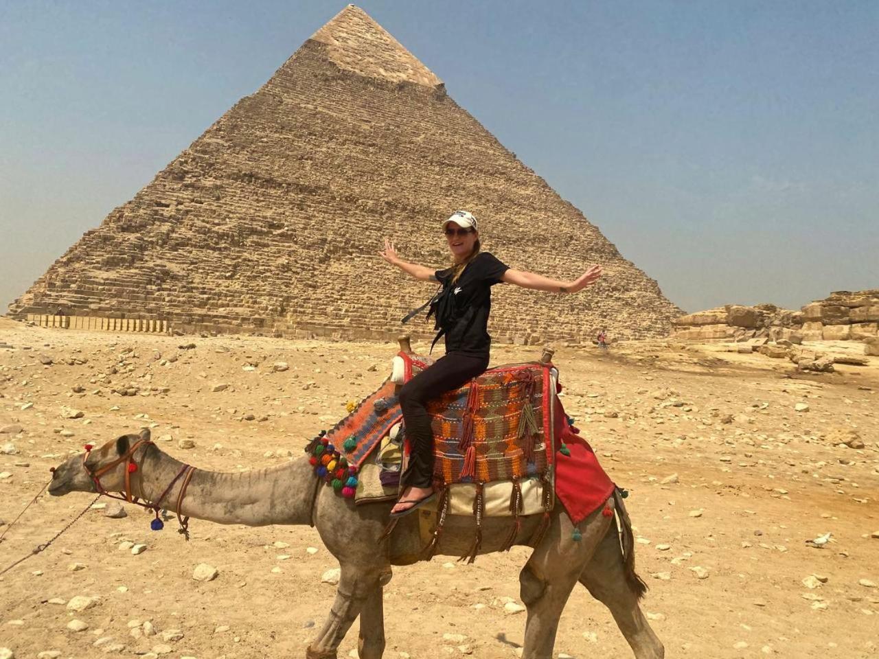 Grand Golden Pyramids View Hotel Kafret el-Gabal المظهر الخارجي الصورة